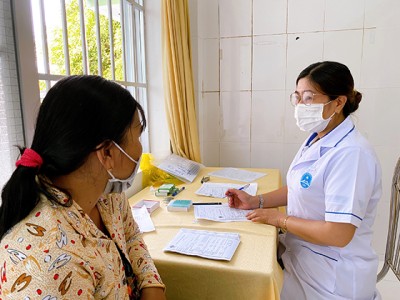 Khám tư vấn