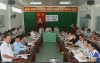 BS.CKI  Trần Văn Tuấn, Trưởng khoa Phòng, chống bệnh truyền nhiễm - Kiểm dịch y tế quốc tế, Trung tâm Kiểm soát bệnh tật TP Cần Thơ hướng dẫn tổ chức buổi tiêm chủng vắc xin phòng COVID-19 tại Trung tâm Y tế huyện Cờ Đỏ.