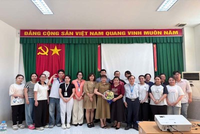Hướng dẫn sinh viên Trường Đại học Y Dược Cần Thơ thực tập trong lĩnh vực chăm sóc sức khoẻ sinh sản