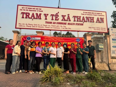 Khám phụ khoa và sàng lọc ung thư cổ tử cung cho hơn 260 chị em phụ nữ tại xã Thạnh An và Thạnh Tiến
