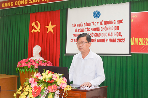Ông Huỳnh Minh Trúc, Giám đốc Trung tâm Kiểm soát bệnh tật phát biểu khai mạc lớp tập huấn. Ảnh. Lê Huy