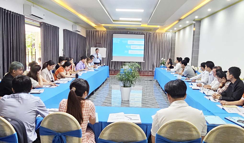 Quang cảnh lớp tập huấn.