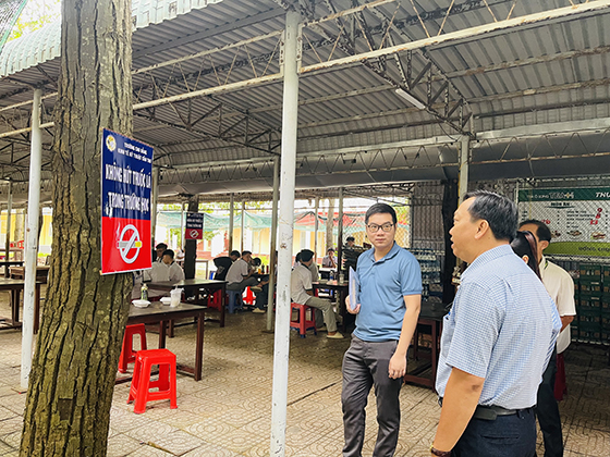 Đoàn giám sát công tác PCTHTL tại Trường Cao đẳng Kinh tế kỹ thuật Cần Thơ.
