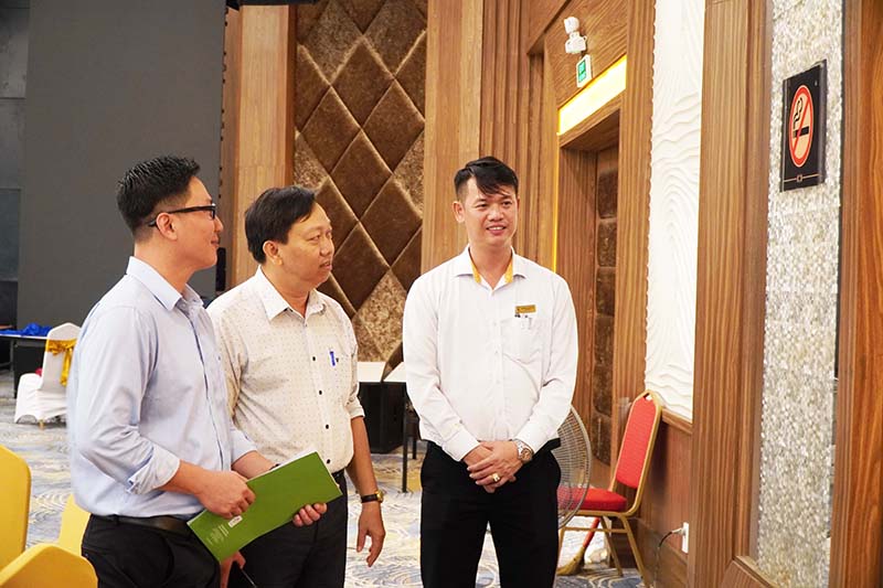 GIAM SAT LIEN NGANH THUOC LA KHACH SAN 02